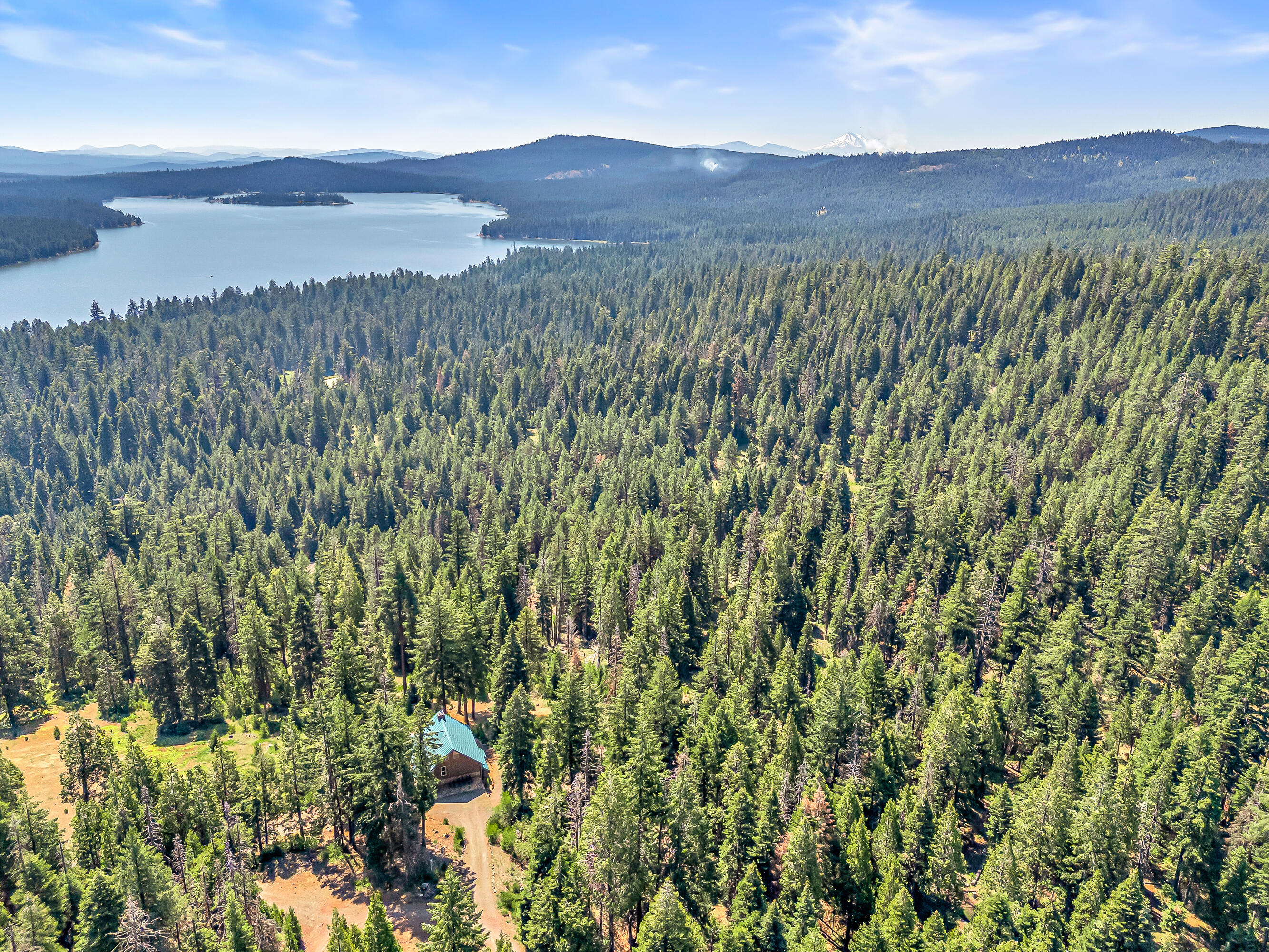 2042 Hyatt Prairie Road Ashland, OR 97520 - Photo 37 of 45 DJI_20250708112845_0016_D