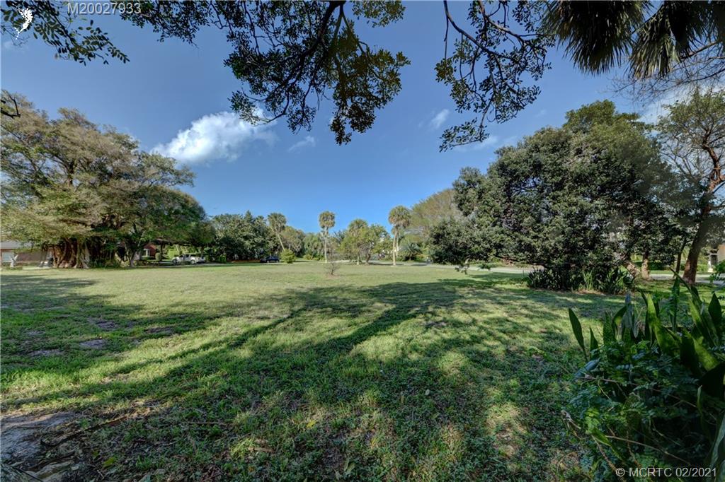 18 Ridgeland Drive Sewall's Point, FL 34996 - Photo 1 of 11