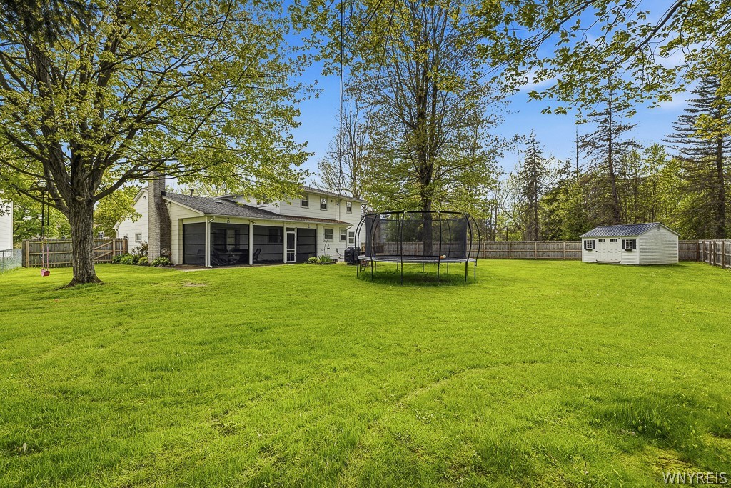 228 Countryside Lane Amherst, NY 14221 - Photo 3 of 31