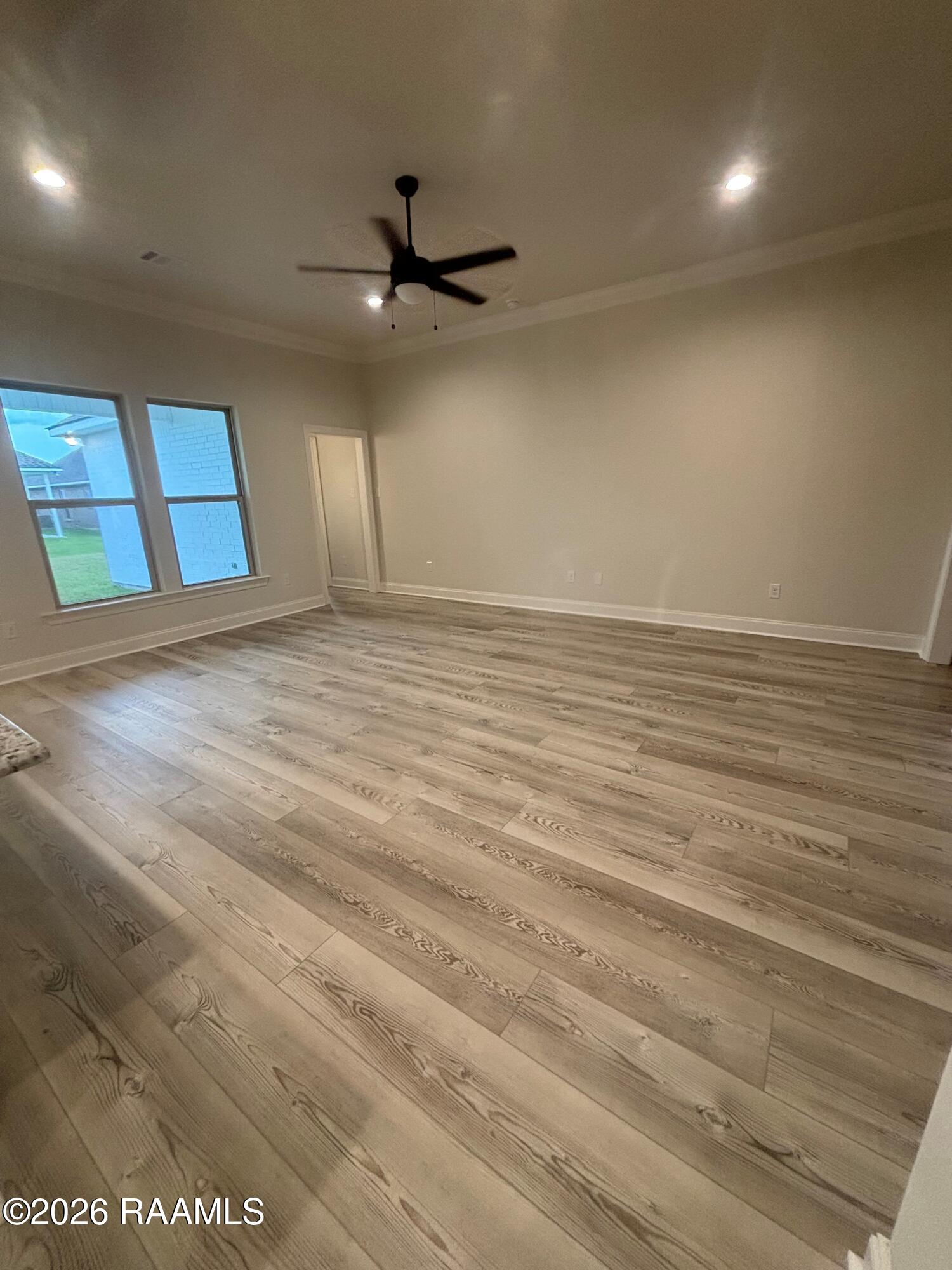 114 Star Broussard, LA 70518 - Photo 3 of 6 LIVING ROOM
