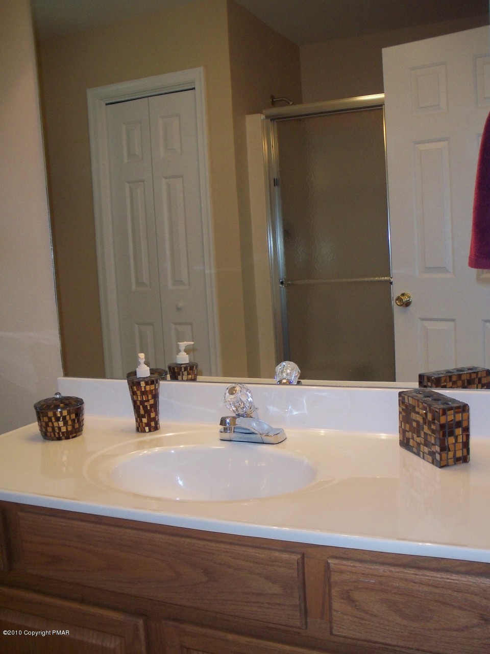 2091 Totteridge Road Bushkill, PA 18324 - Photo 16 of 29 Bath