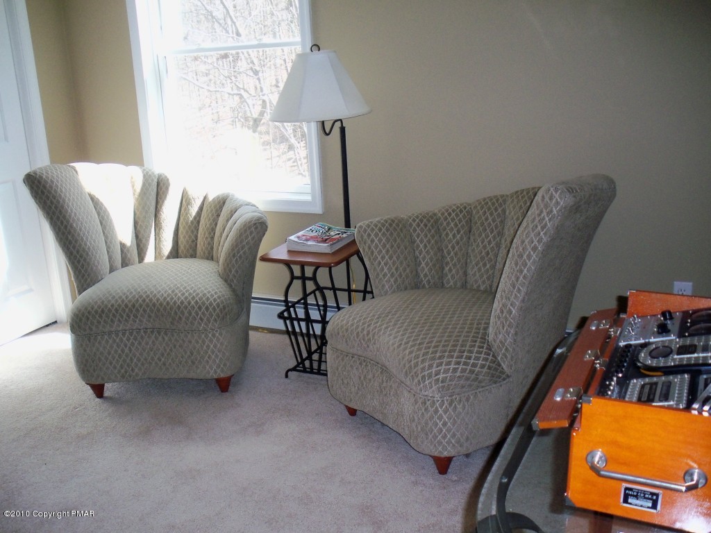 2091 Totteridge Road Bushkill, PA 18324 - Photo 18 of 29 Bedroom