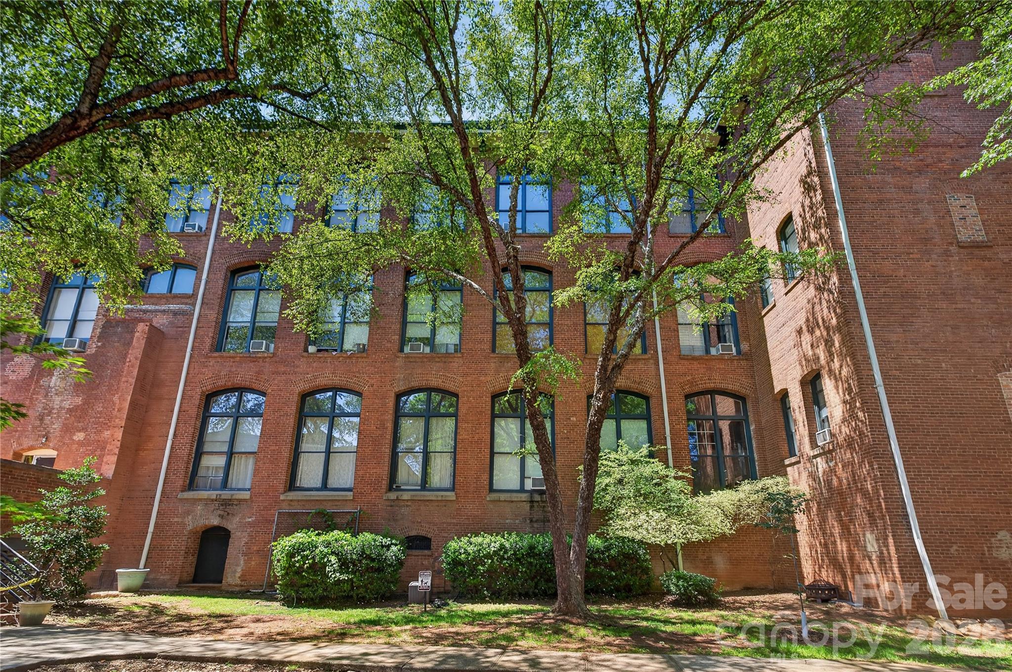 201 South Hoskins Road, Unit 121 Charlotte, NC 28208 - Photo 35 of 39