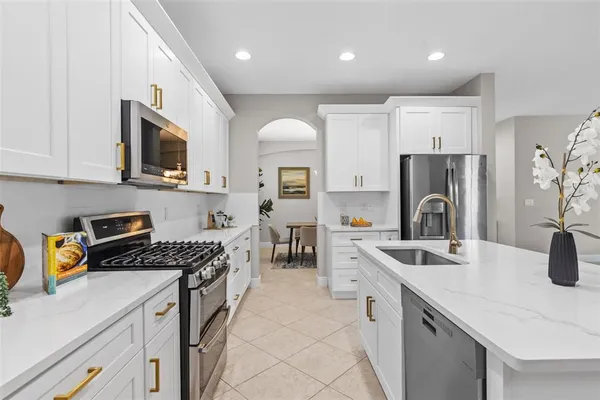 $590,000 | 7938 Hampton Lake Drive, Tampa, FL 33647