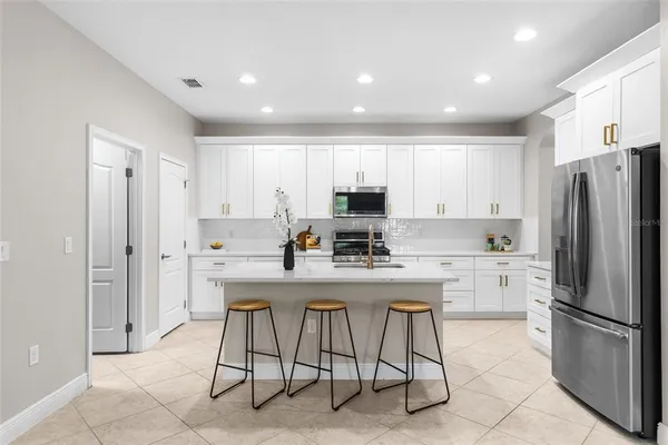 $590,000 | 7938 Hampton Lake Drive, Tampa, FL 33647