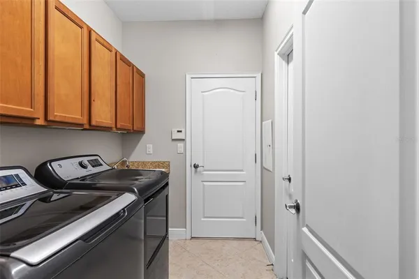 $590,000 | 7938 Hampton Lake Drive, Tampa, FL 33647