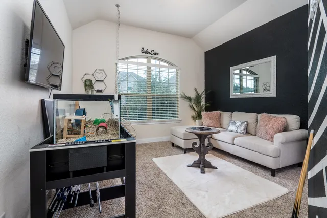 $2,850 | 19514 Juniper Breeze Lane, Spring, TX 77379