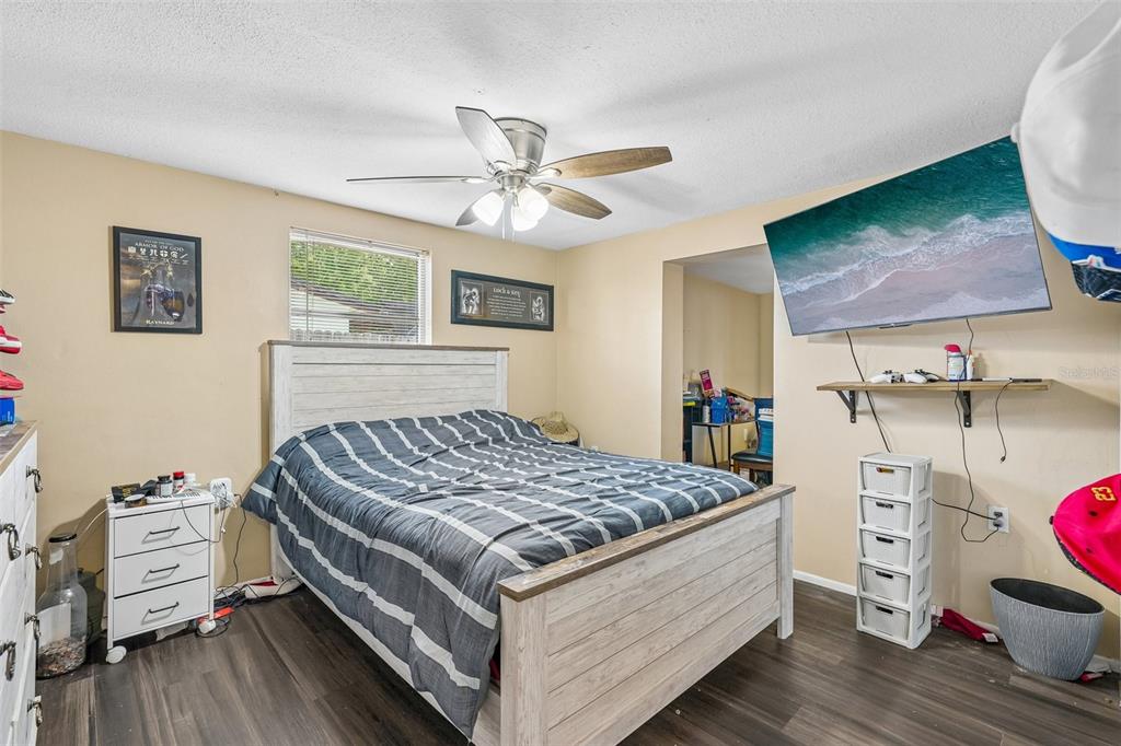 1133 Grand Boulevard Holiday, FL 34690 - Photo 17 of 35