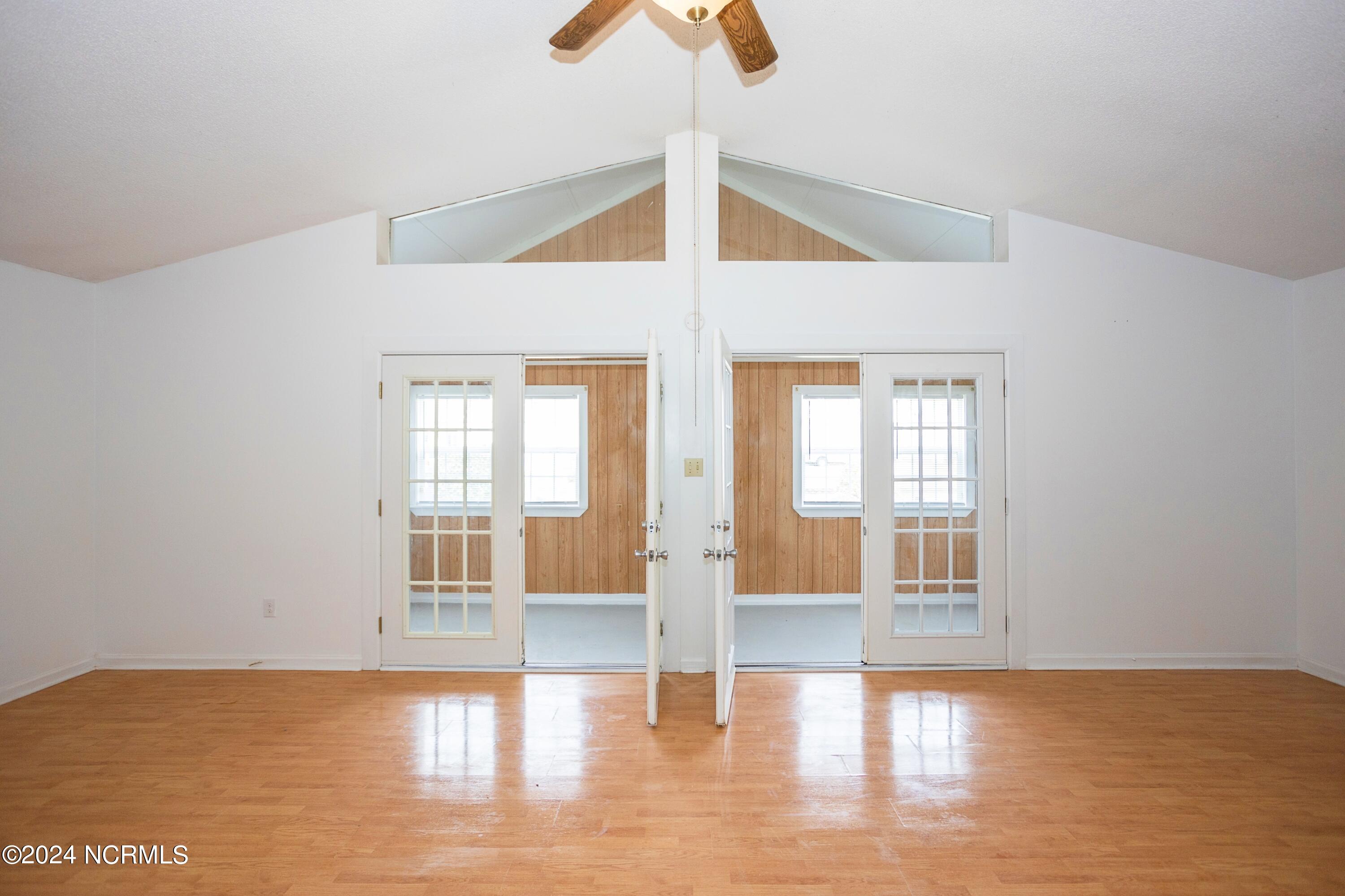 111 Hickory Circle Hampstead, NC 28443 - Photo 8 of 45 photo not current, may not show current state