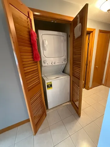 $2,200 | 45 Christopher Drive, Unit 142, Methuen, MA 01844