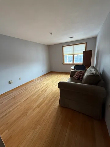 $2,200 | 45 Christopher Drive, Unit 142, Methuen, MA 01844