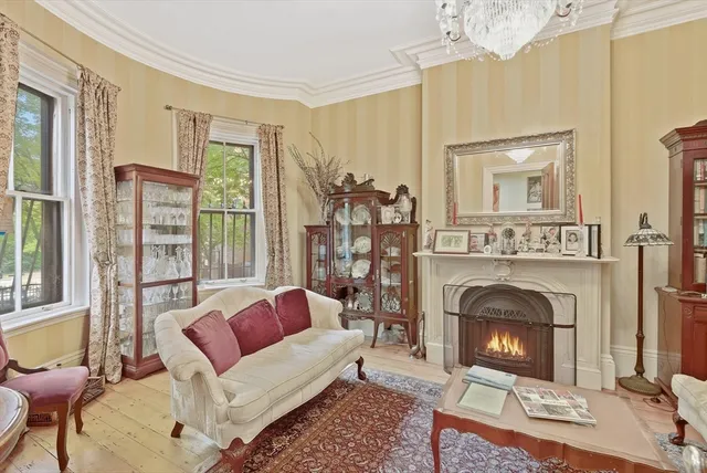 $2,999,000 | 21 East Concord Street, Boston, MA 02118
