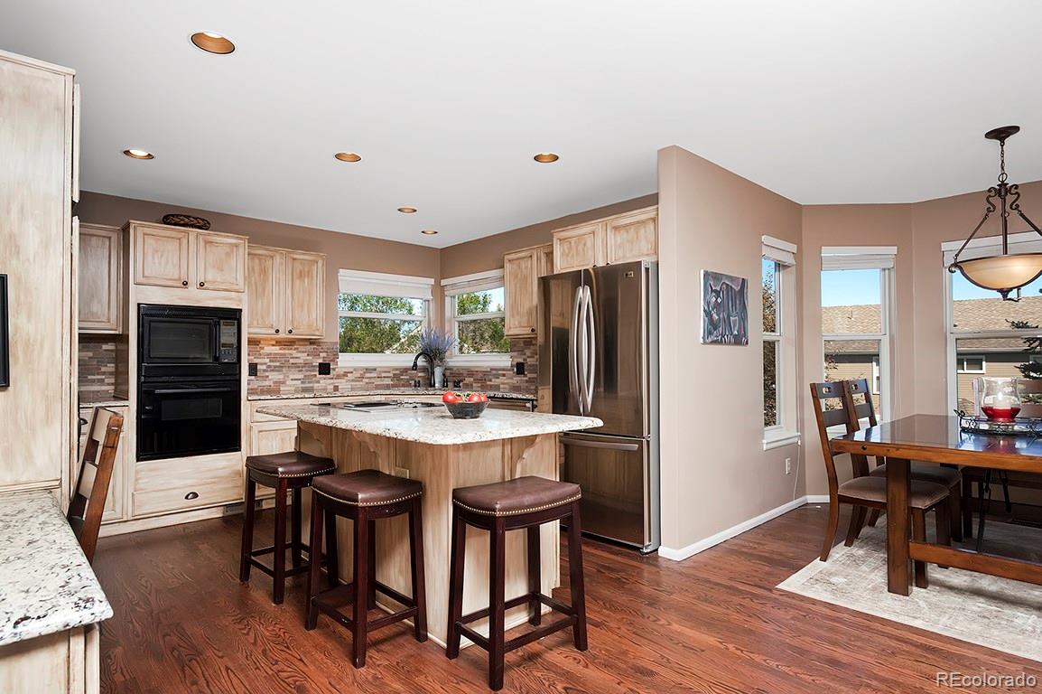 617 Huntington Place Highlands Ranch, CO 80126 - Photo 8 of 35 Gallery Image 8