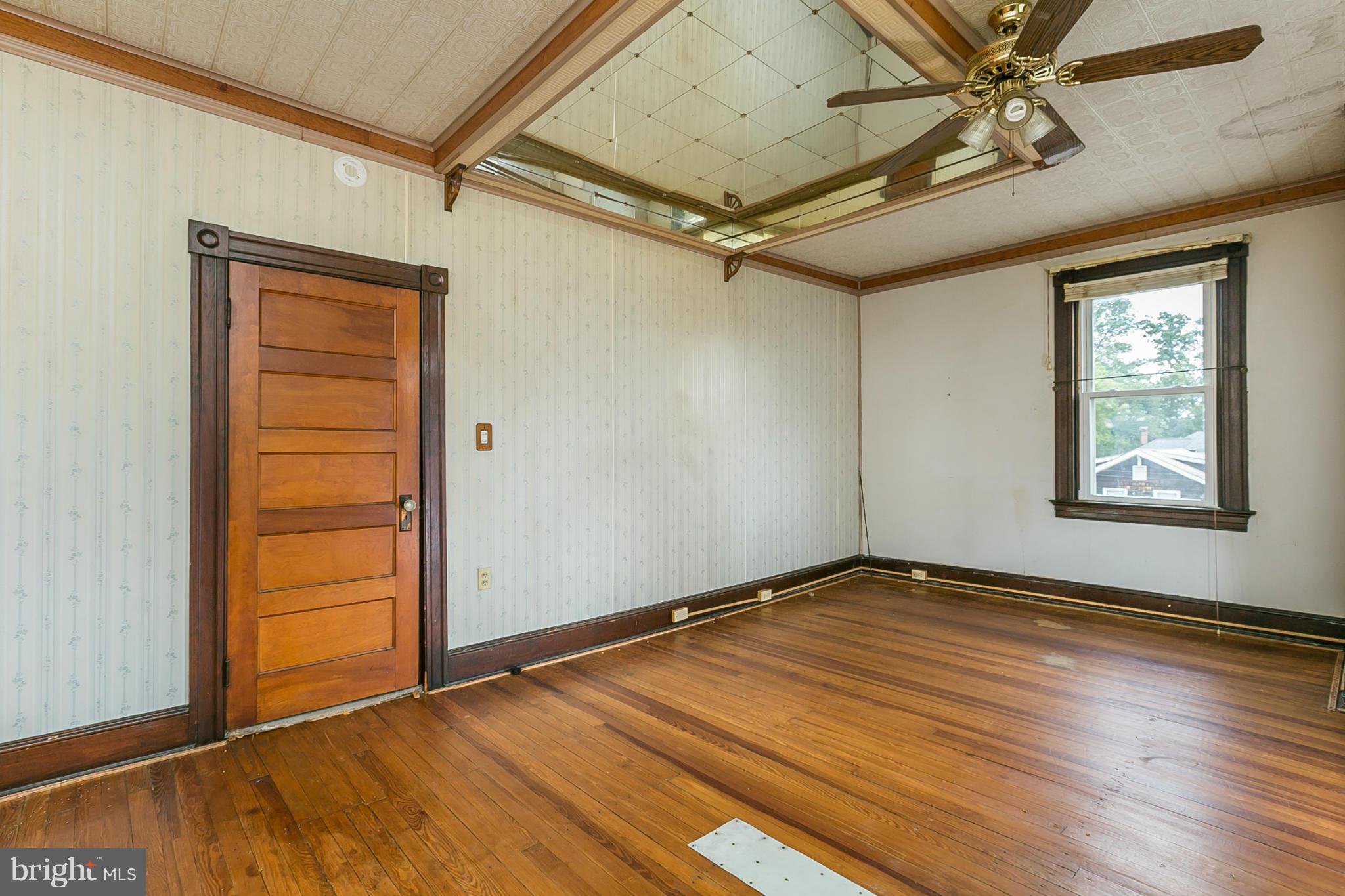 2701 Lawina Road Baltimore, MD 21216 - Photo 17 of 30 Interior (General)