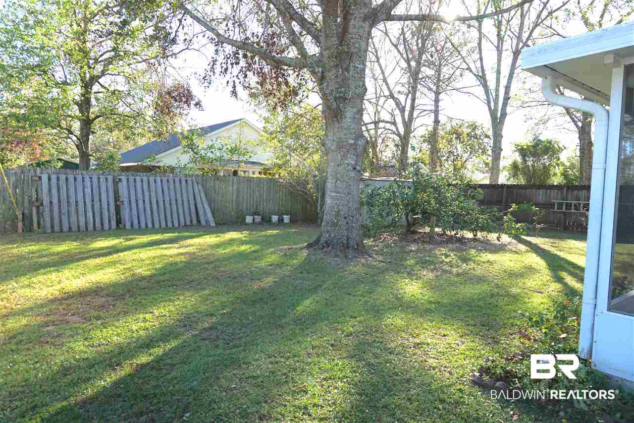 300 Cluster Street Foley, AL 36535 - Photo 13 of 18