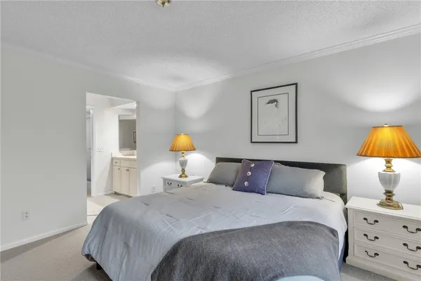 $2,200 | 13 Plantation Drive, Unit 204, Vero Beach, FL 32966