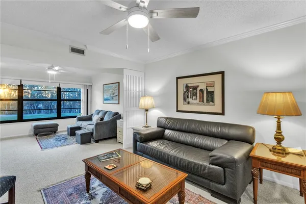 $2,200 | 13 Plantation Drive, Unit 204, Vero Beach, FL 32966