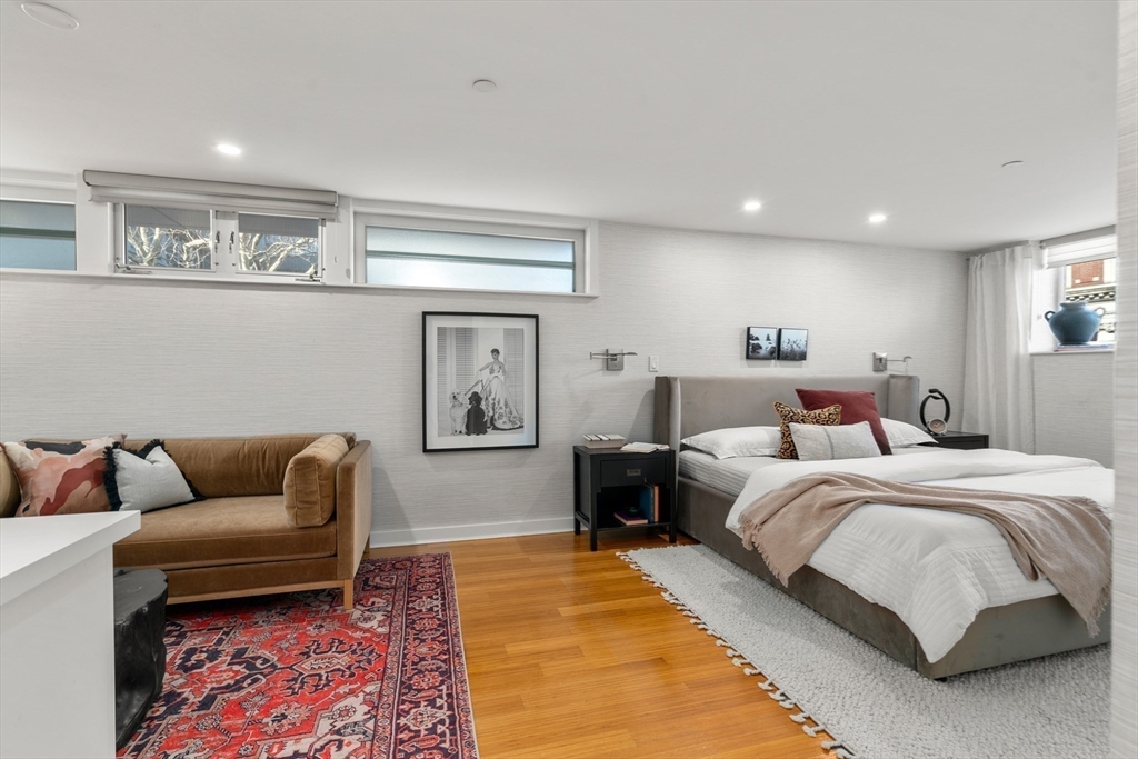 7 Warren Avenue, Unit 19 Boston, MA 02116 - Photo 15 of 29