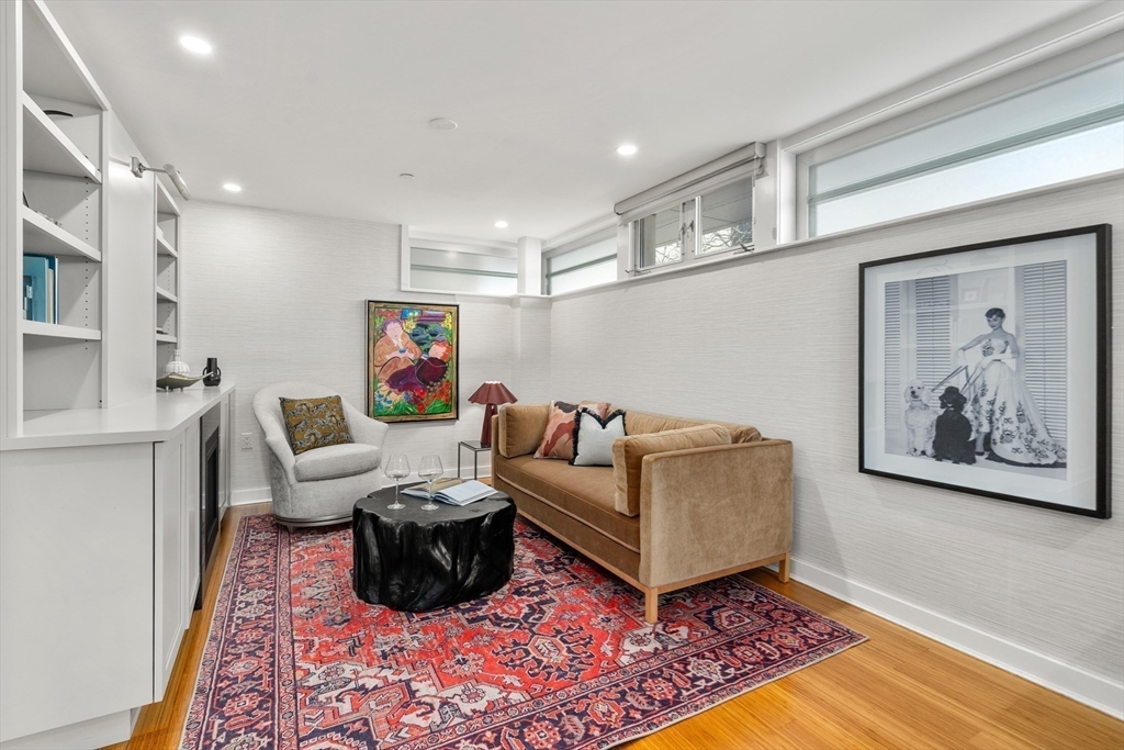 7 Warren Avenue, Unit 19 Boston, MA 02116 - Photo 16 of 29