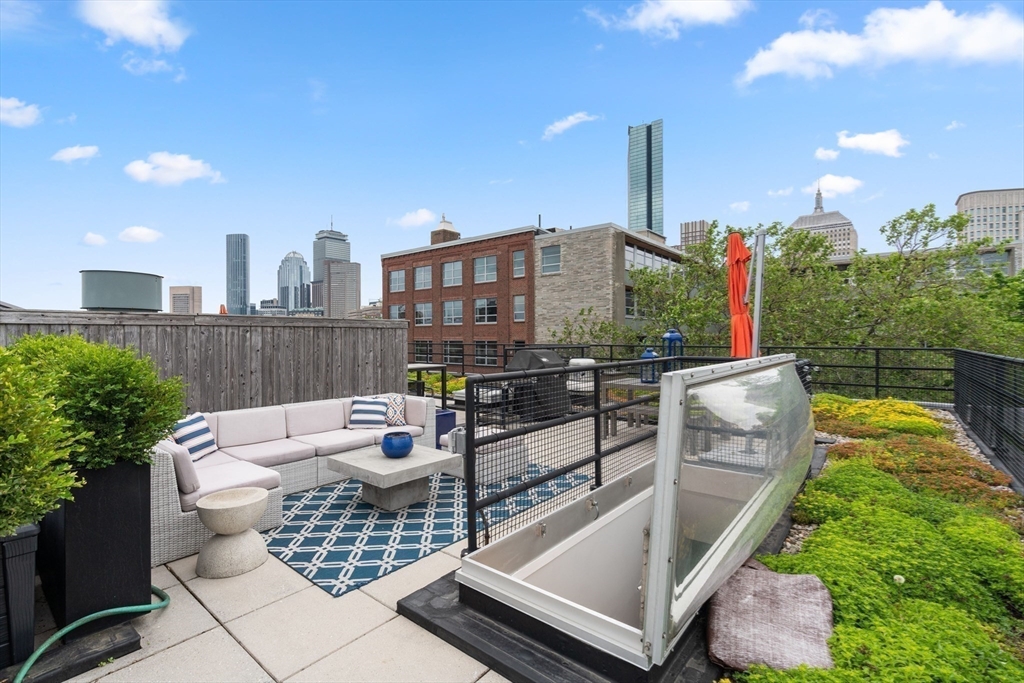 7 Warren Avenue, Unit 19 Boston, MA 02116 - Photo 24 of 29