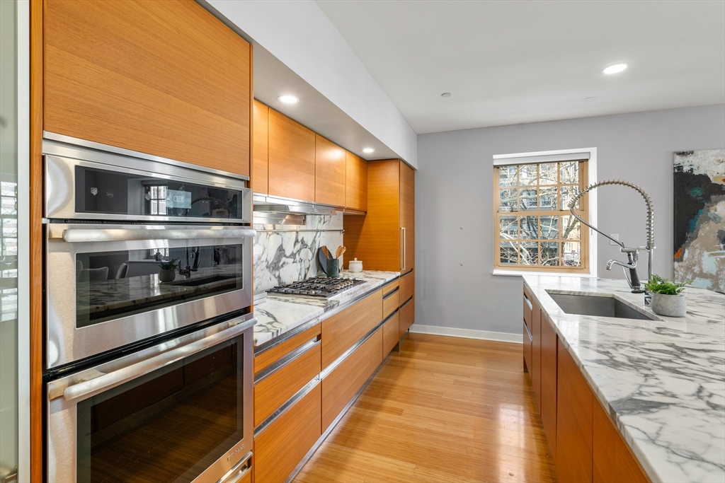 7 Warren Avenue, Unit 19 Boston, MA 02116 - Photo 4 of 29