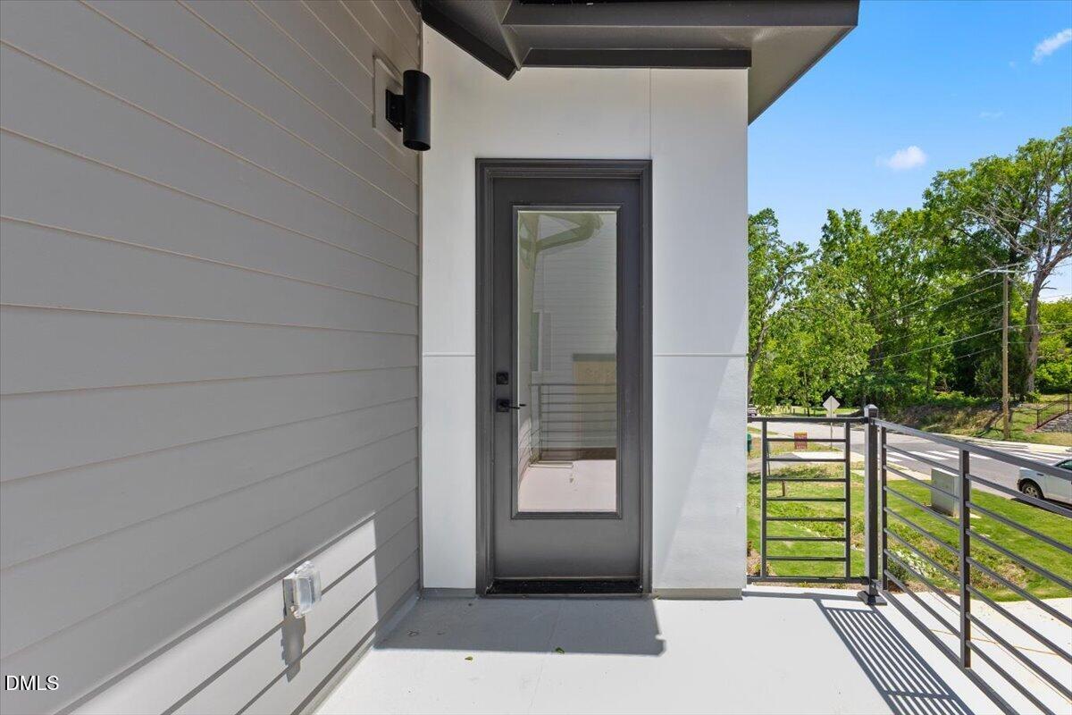 541 Bragg Street Raleigh, NC 27601 - Photo 32 of 44 a view of outdoor space and porch