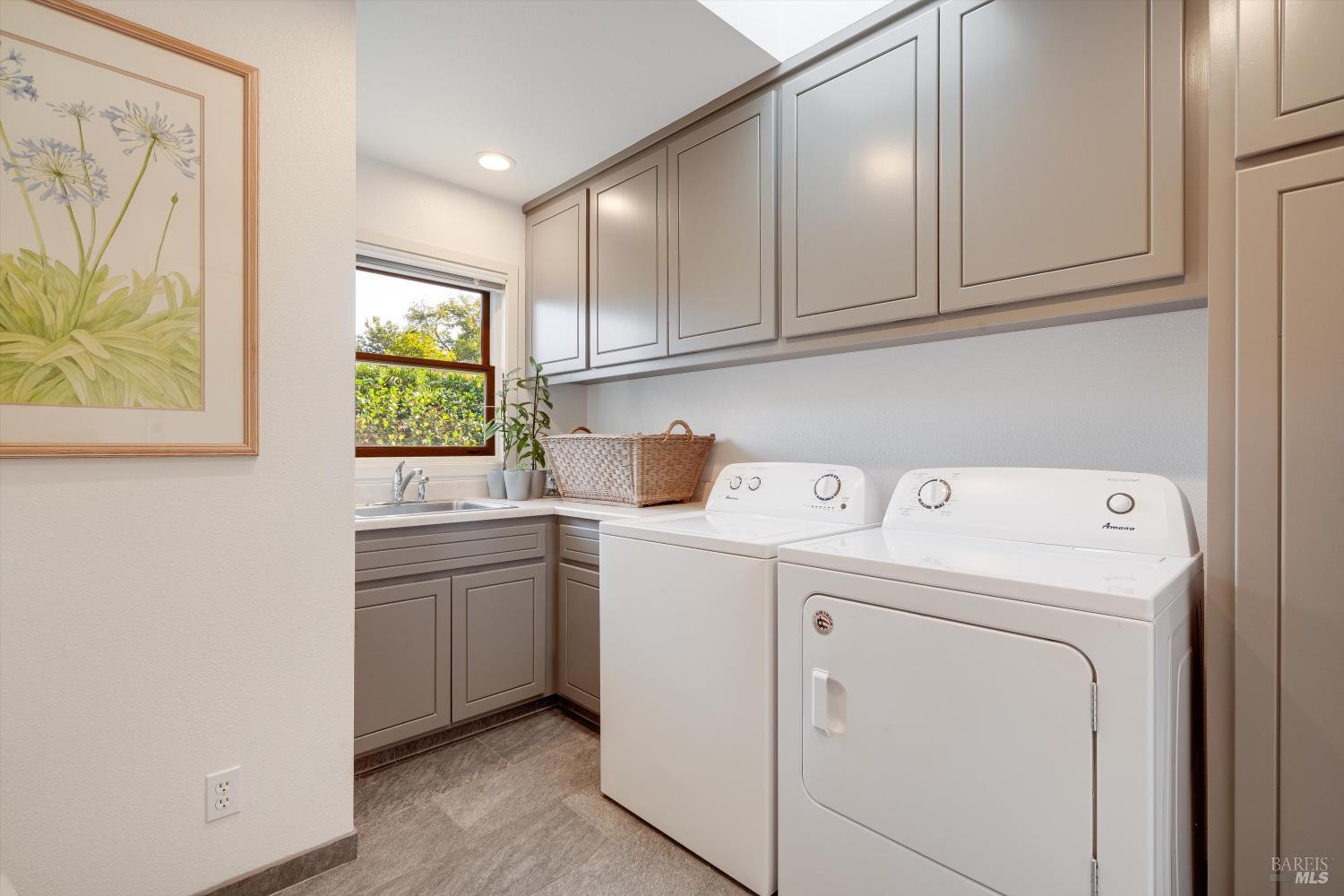 1777 Adams Street St. Helena, CA 94574 - Photo 24 of 31 a utility room with dryer and washer