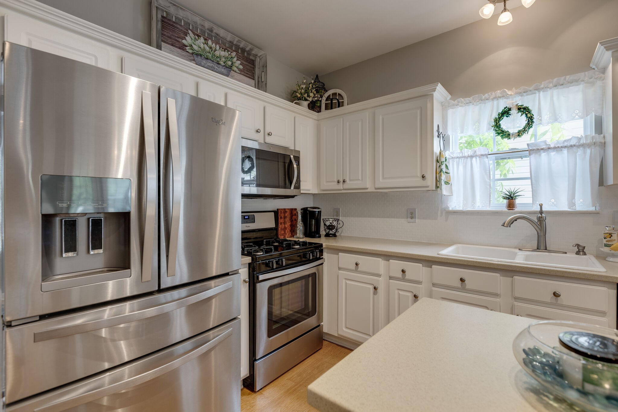 3133 Brimstead Drive Franklin, TN 37064 - Photo 17 of 32 a kitchen with a sink appliances and cabinets