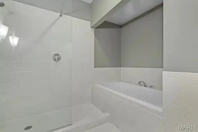 $199,000 | 1010 St Charles Street, Unit 803, St. Louis, MO 63101