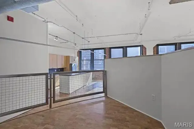 $199,000 | 1010 St Charles Street, Unit 803, St. Louis, MO 63101