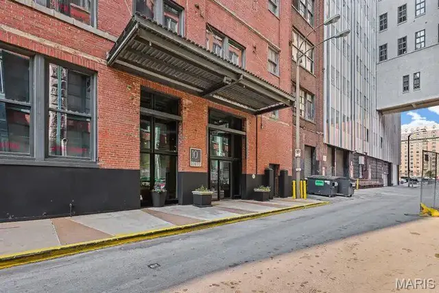 $199,000 | 1010 St Charles Street, Unit 803, St. Louis, MO 63101