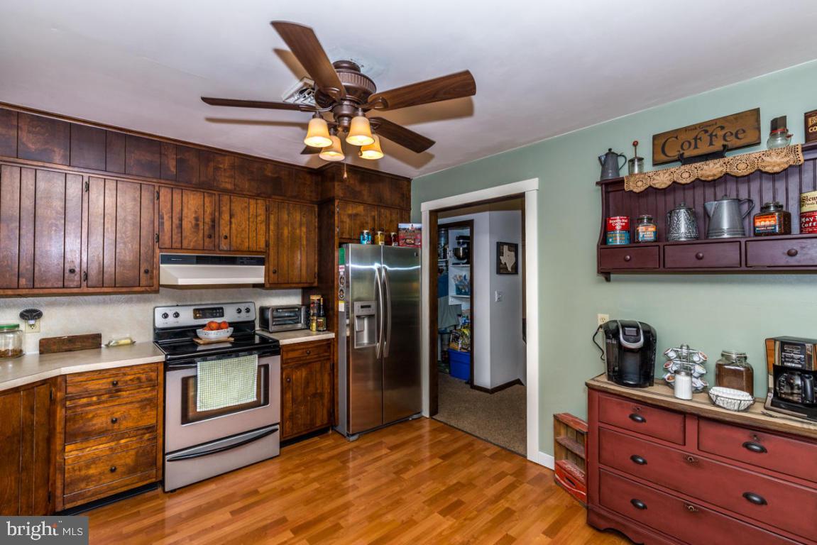 210 Juniper Street Lebanon, PA 17042 - Photo 17 of 34