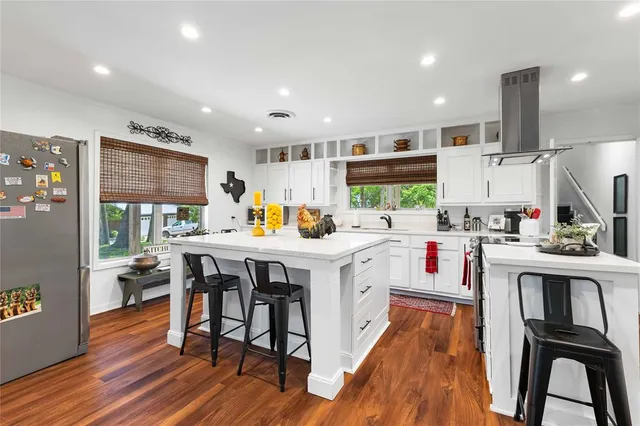 $510,000 | 218 East Rainbow Drive, Woodway, TX 76712