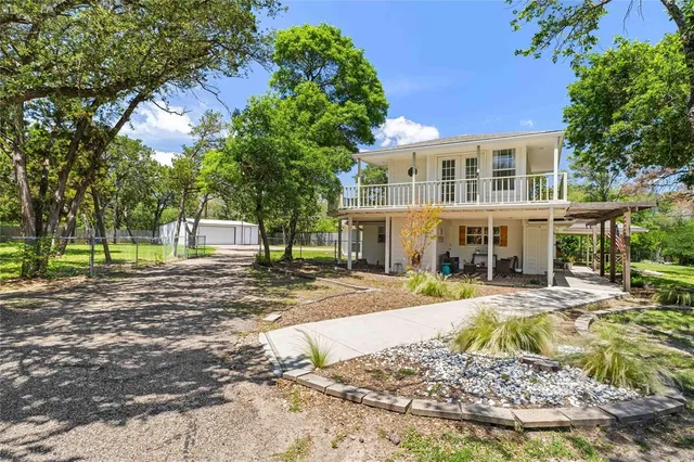 $510,000 | 218 East Rainbow Drive, Woodway, TX 76712
