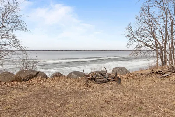 $499,000 | W6182 Lakeview Drive North, Markesan, WI 53946