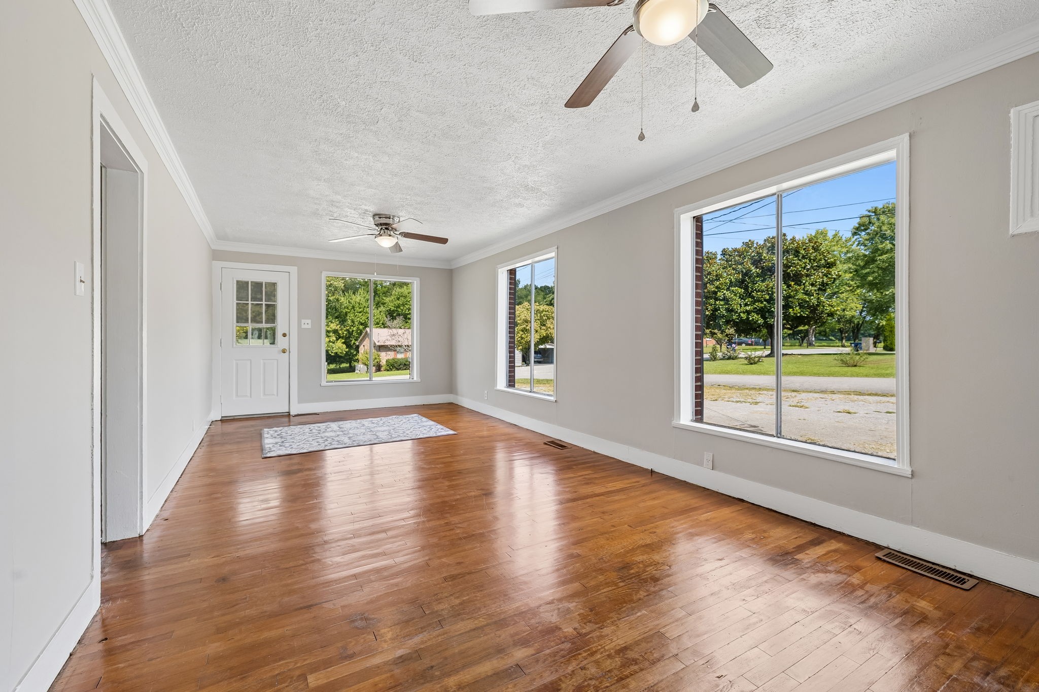 306 Smith Road Smithville, TN 37166 - Photo 10 of 36 Gallery Image 10