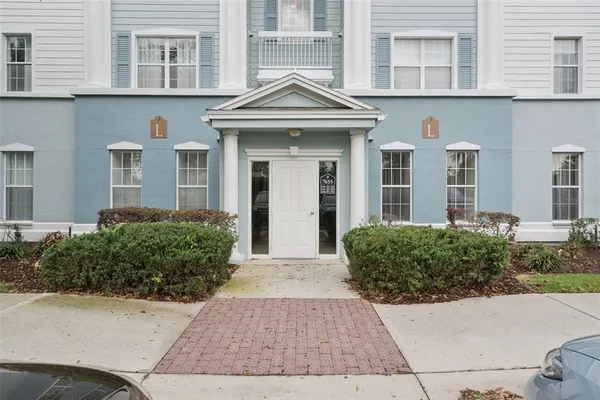 $300,000 | 7655 Heritage Crossing Way, Unit 201, Reunion, FL 34747