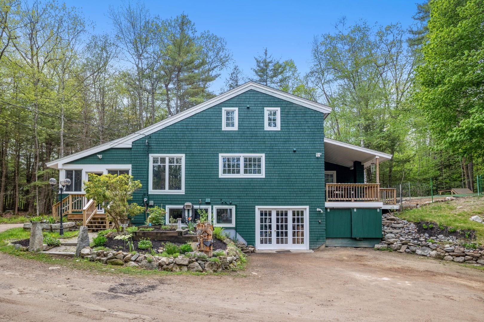 33 Robin Way Meredith, NH 03253 - Photo 1 of 40 Gallery Image 1
