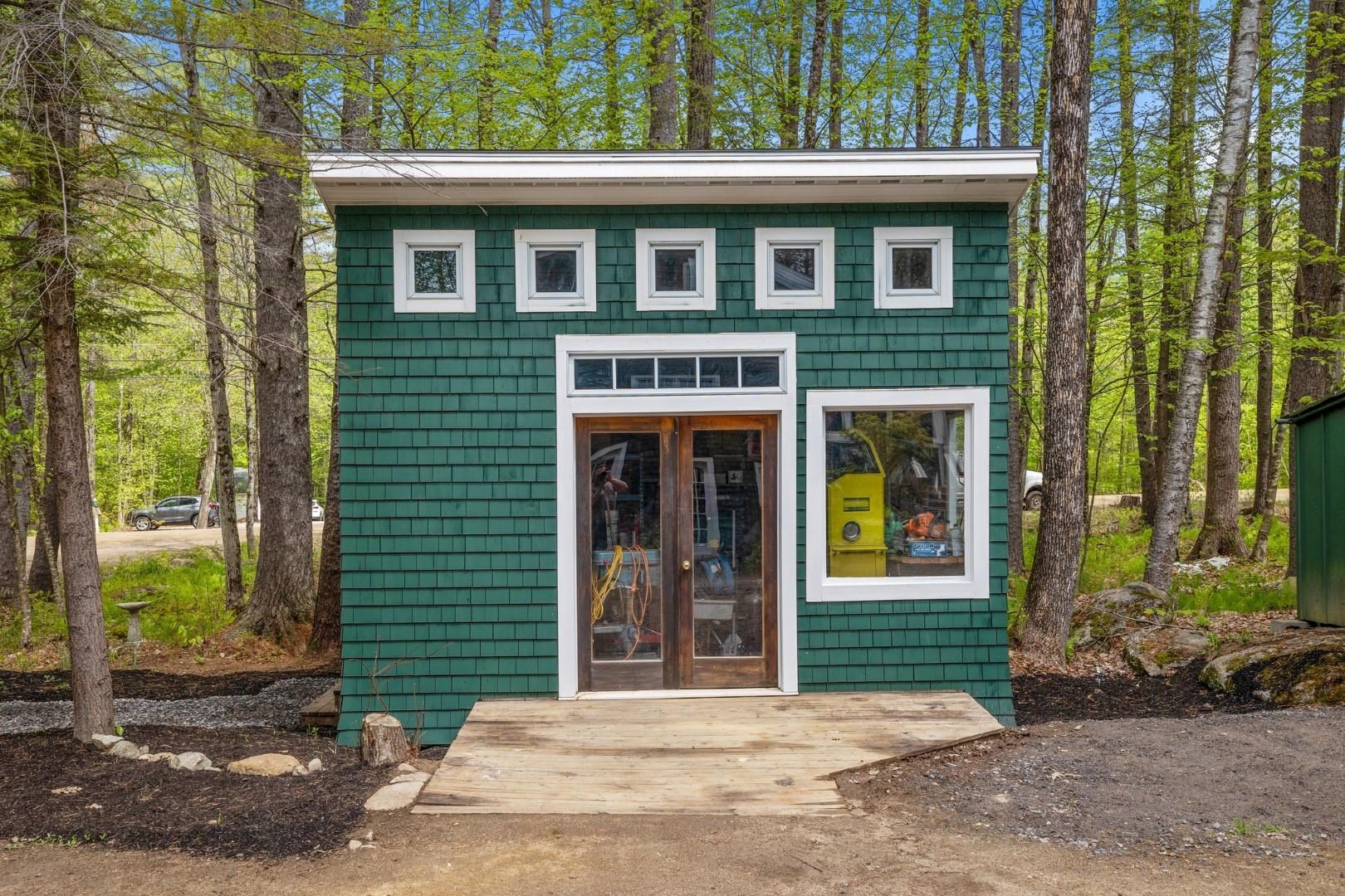33 Robin Way Meredith, NH 03253 - Photo 6 of 40 Gallery Image 6