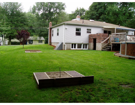 679 Benson Road Northbridge, MA 01588 - Photo 5 of 7 Gallery Image 5