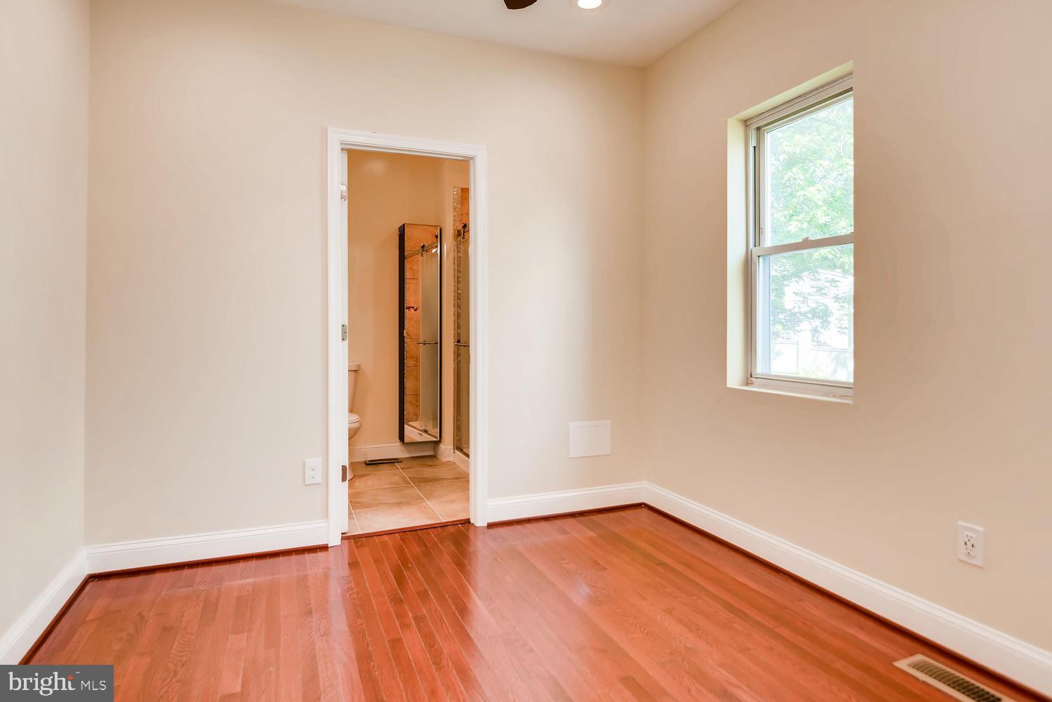 3719 Ridgecroft Road Baltimore, MD 21206 - Photo 14 of 28