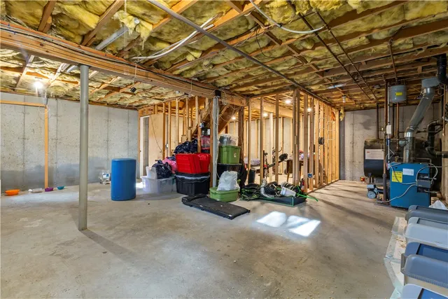 $575,000 | 16 Karen Drive, Hopkinton, RI 02832