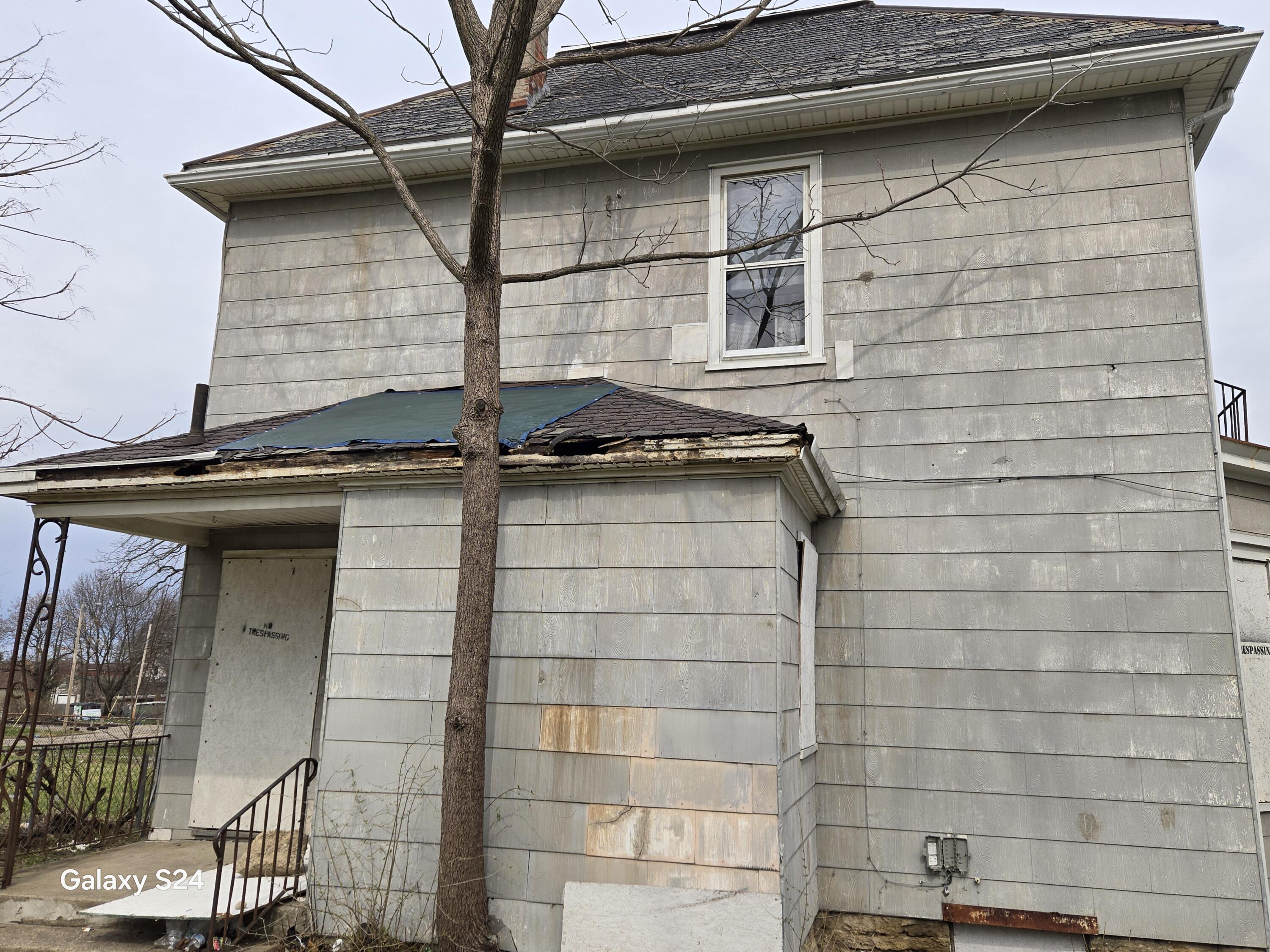 727 West High Street Springfield, OH 45506 - Photo 8 of 34 2026-3-14 updated 727 W. High photos (3)
