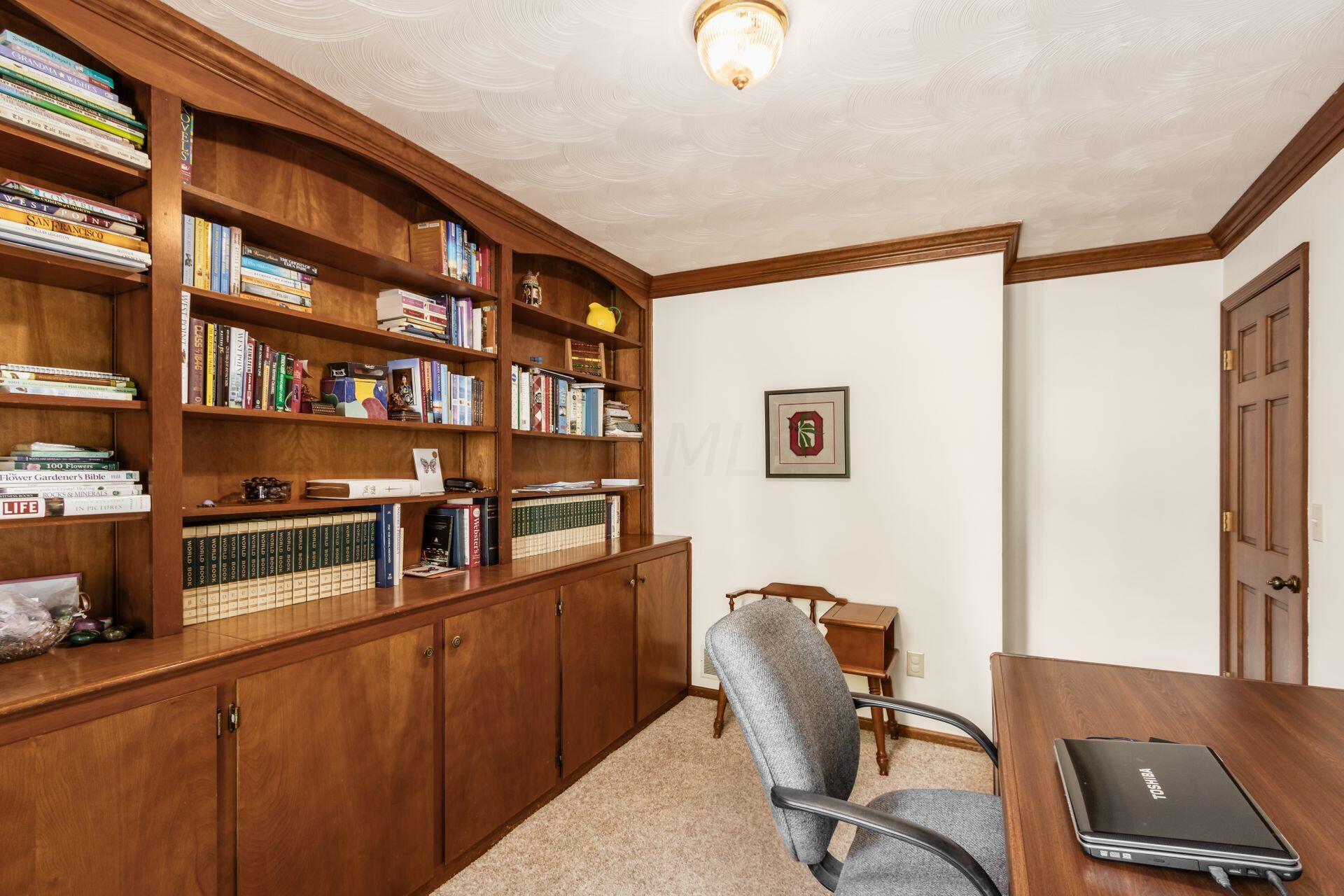 645 River Trace Road Westerville, OH 43081 - Photo 25 of 47 031_-1e0e0abb1469_E River-061