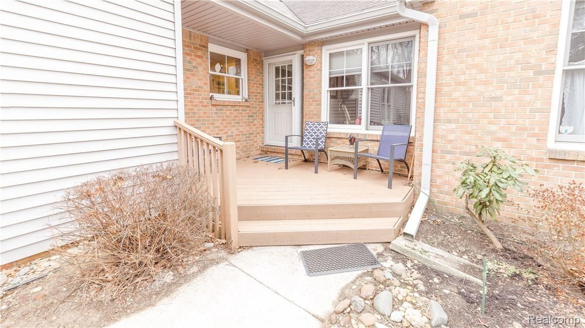 23039 Farmington Road Farmington, MI 48336 - Photo 25 of 26 23039 Farmington