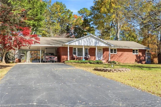 $319,900 | 7665 Dennis Road, Walnut Cove, NC 27052