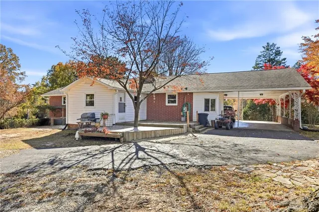 $319,900 | 7665 Dennis Road, Walnut Cove, NC 27052