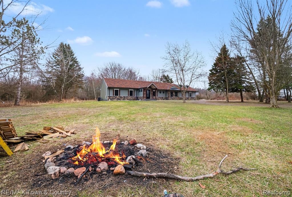 1282 North Van Vleet Road Flushing, MI 48433 - Photo 32 of 42