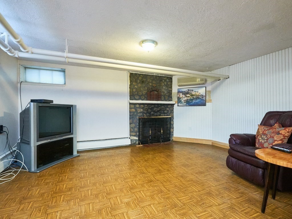 42 Elizabeth Road Belmont, MA 02478 - Photo 28 of 35 Gallery Image 28
