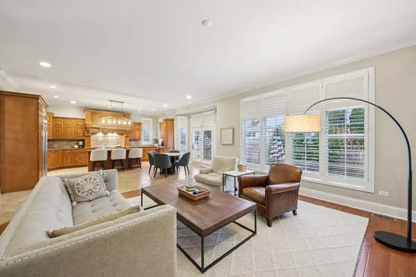 $1,150,000 | 1135 North Main Street, Naperville, IL 60563